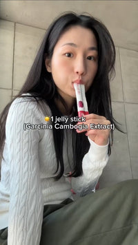Customer using Colocut Cutting Jelly