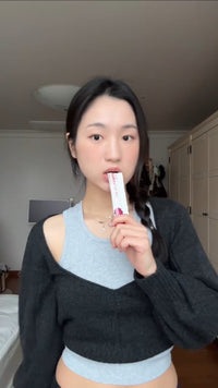 Customer using Colocut Cutting Jelly